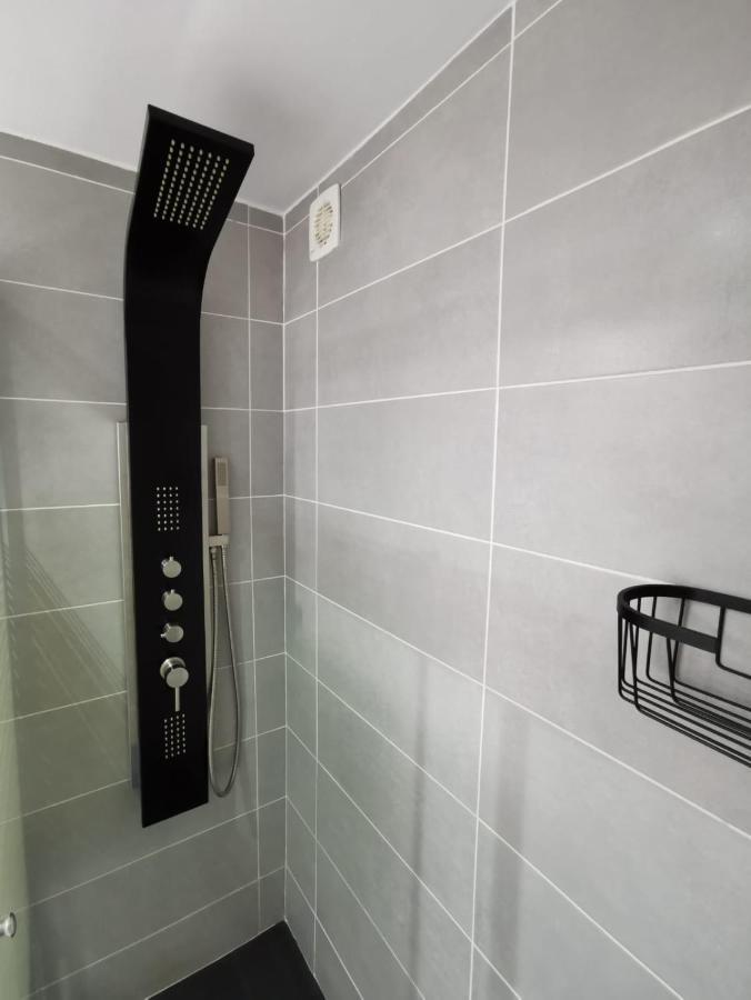 Sun And Relax Apartment คอร์ราเลโฮ ภายนอก รูปภาพ